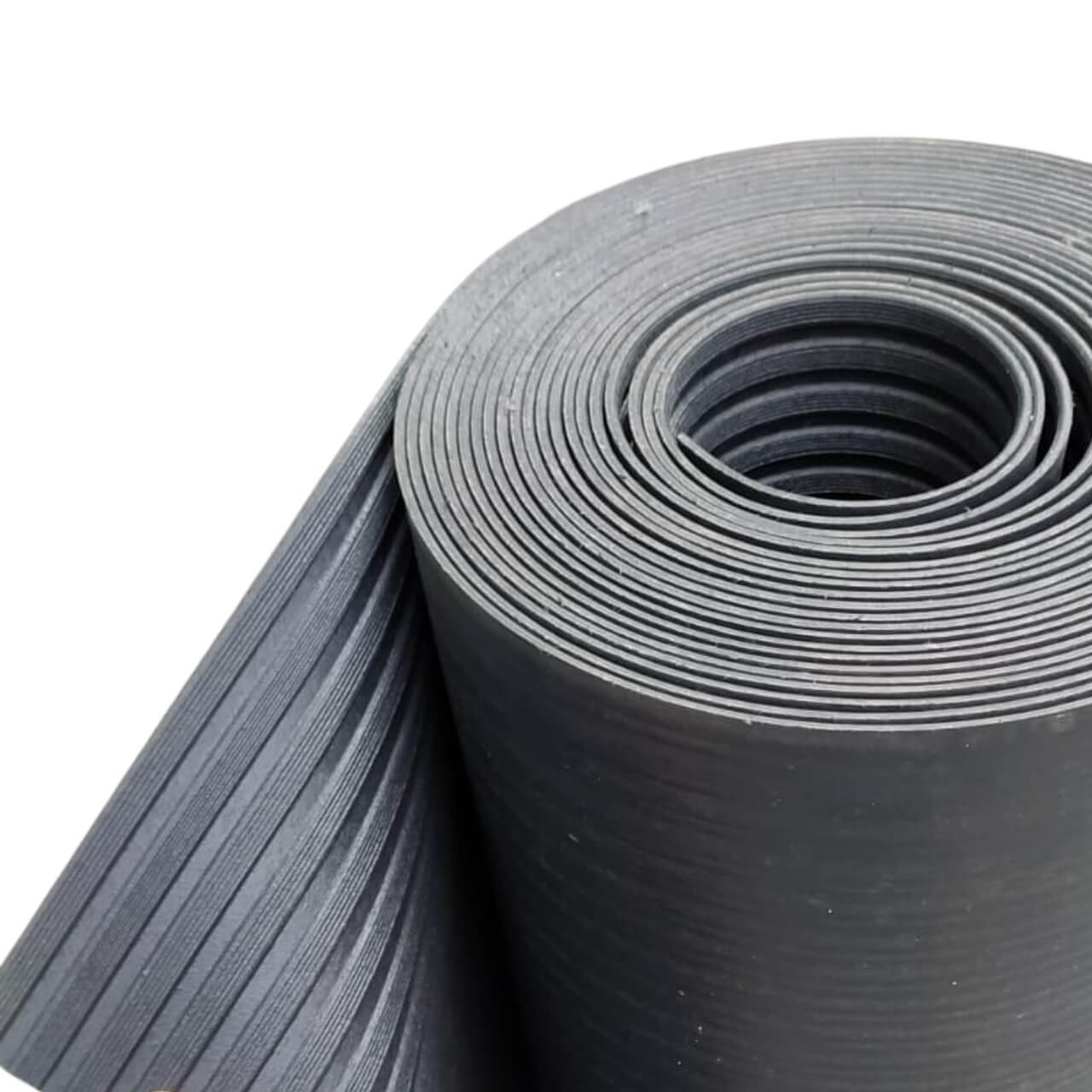 Tapete emborrachado ripado c/80cm preto (3mm)